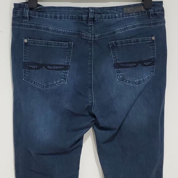 BUFFALO Misha 32x31 dark wash size 14 mid rise straight leg jeans - Picture 4 of 8